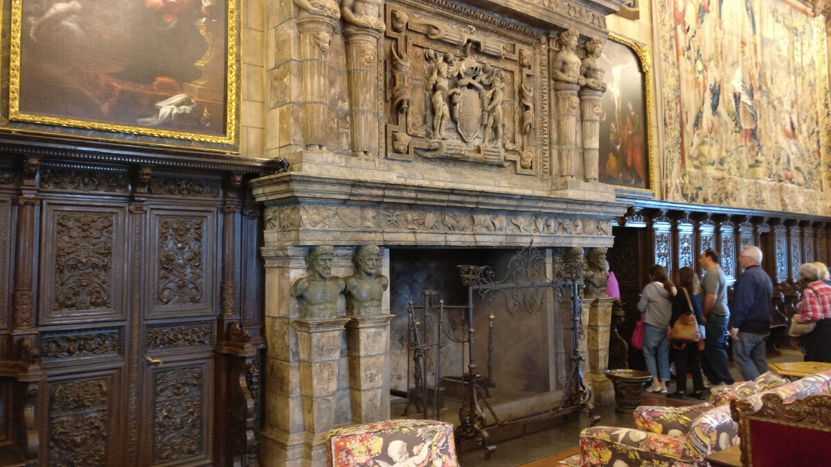 США. Сан Симеон. Замок Херста.Гостинная