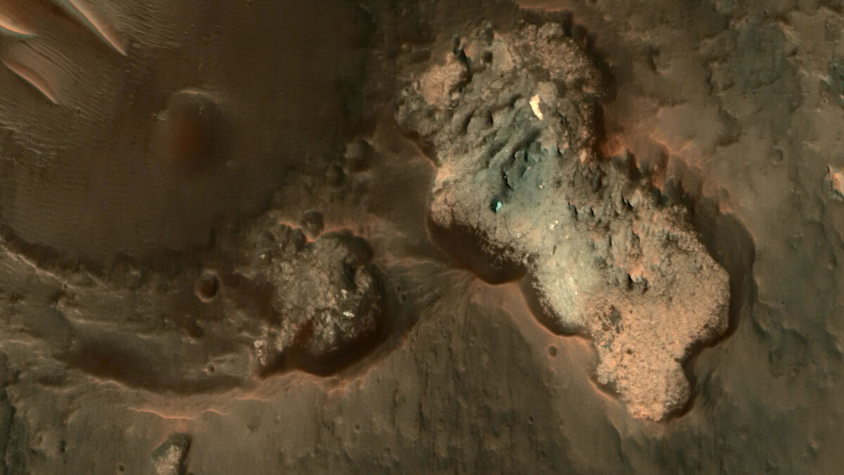 © NASA/JPL/University of Arizona 