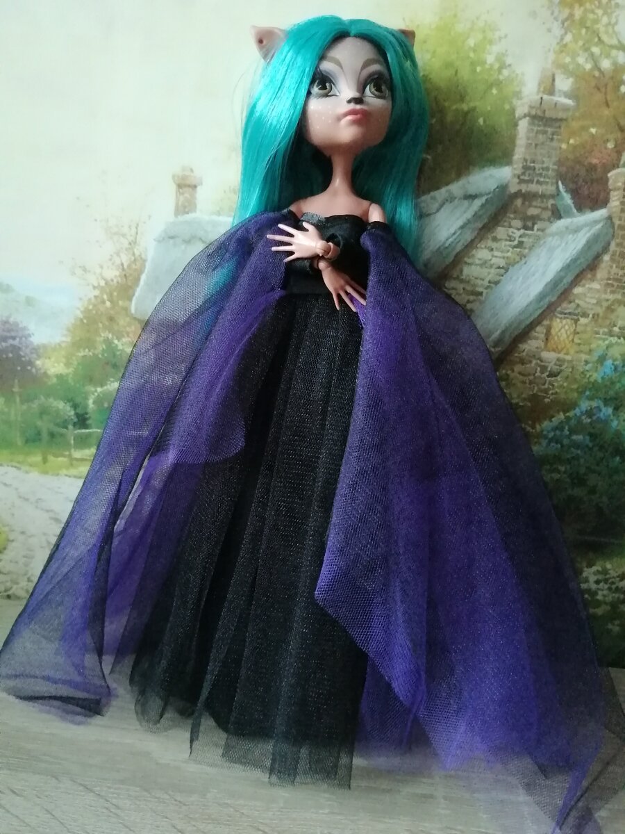 Изи после конкурса стала любительницей попозировать))