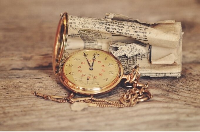 Чарли Чаплин после поездки обнаружил золотые часы