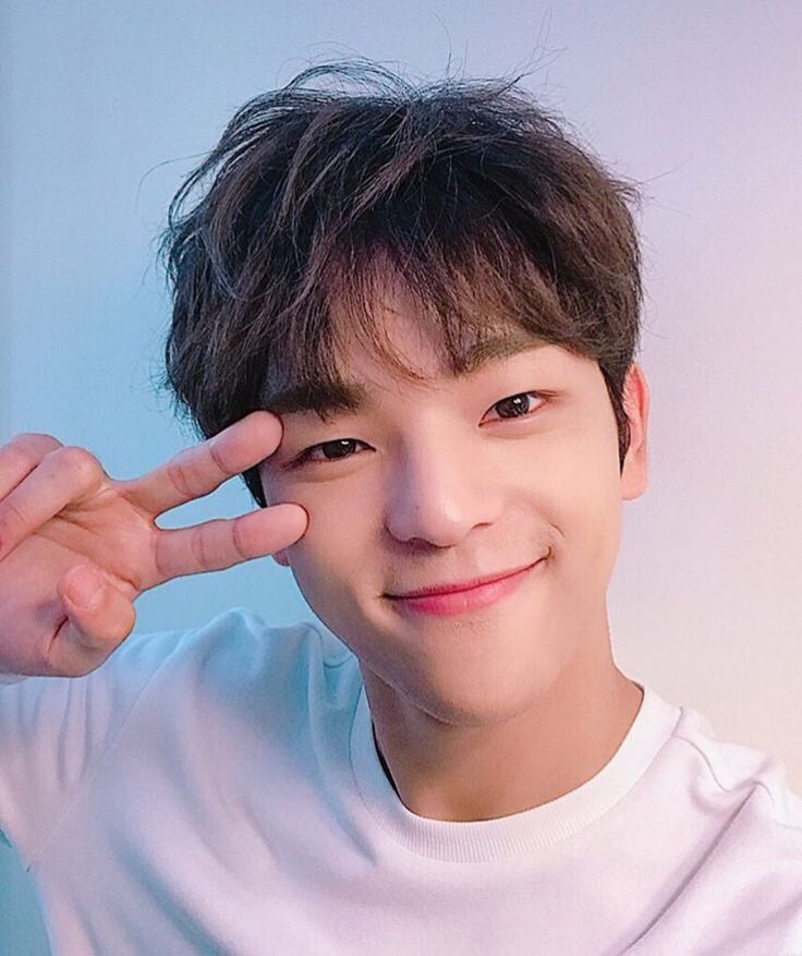 Ким Уджин во времена его стажёрства в JYP Entertainment . 