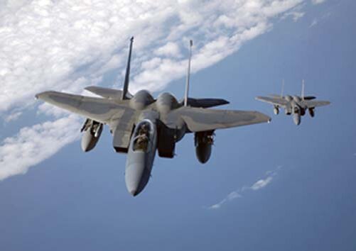Американские истребители F-15, которыми предлагается заменить украинские МИГ-29. Фото из Вики