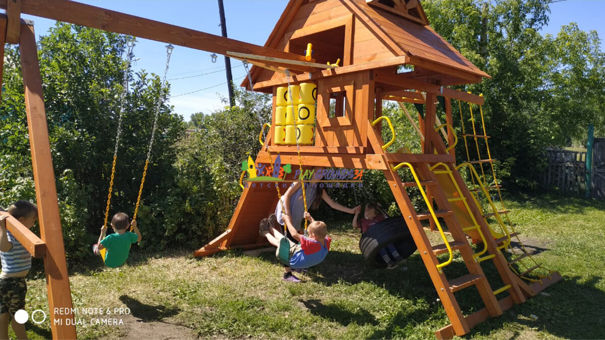 Чем отличаются детские площадки в детском саду, в общем городском дворе от  покупной частной детской площадки? | Playgrounds34.ru | Дзен