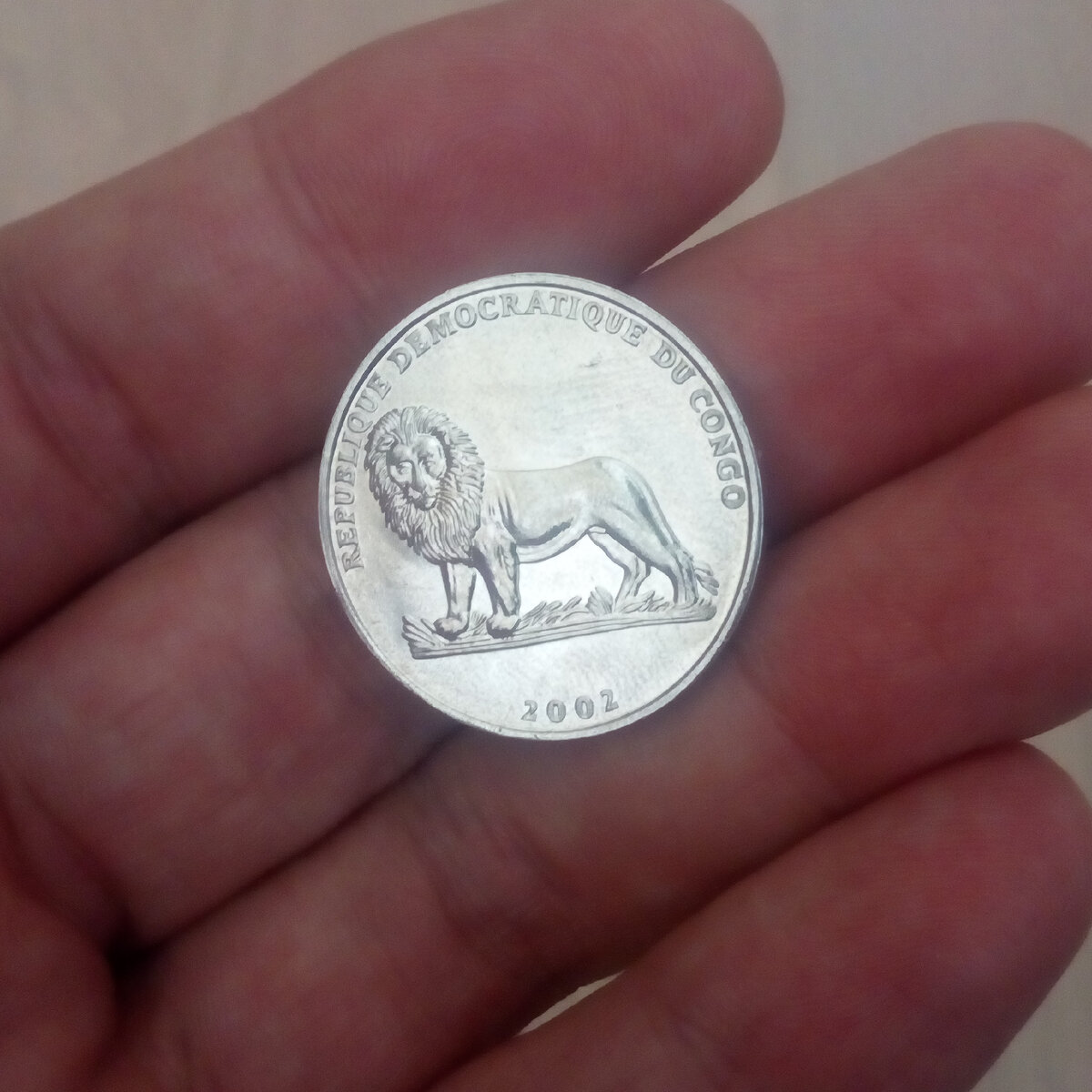 Монета ДРК 50 сентимов 2002 года