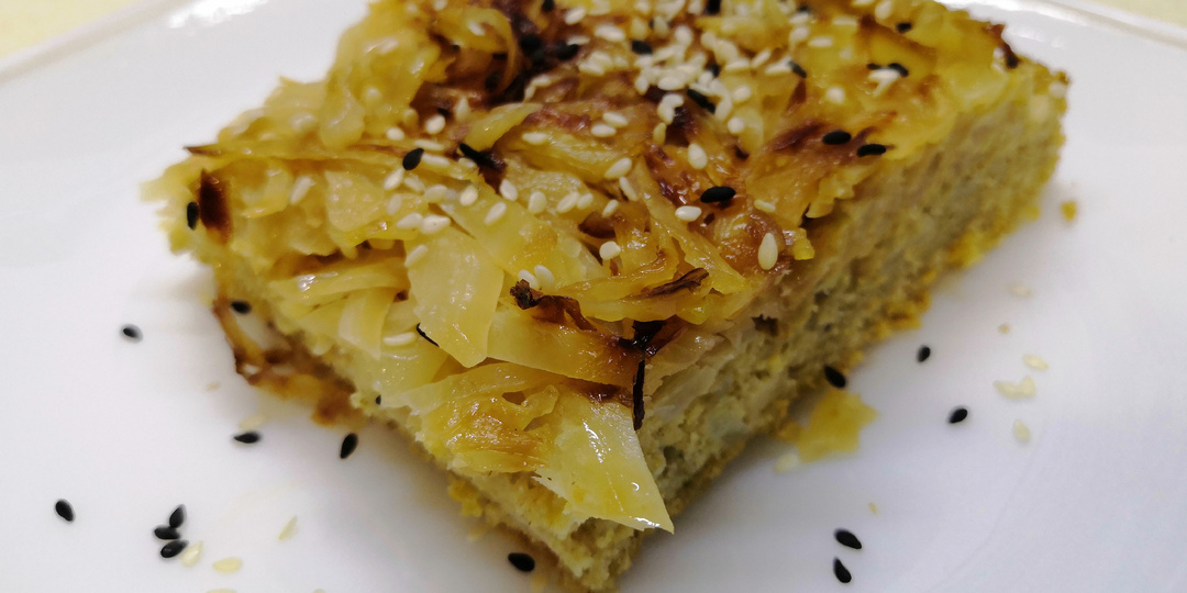 Капуста, яйца и овсяная мука. Готовим вкусный ПП пирог