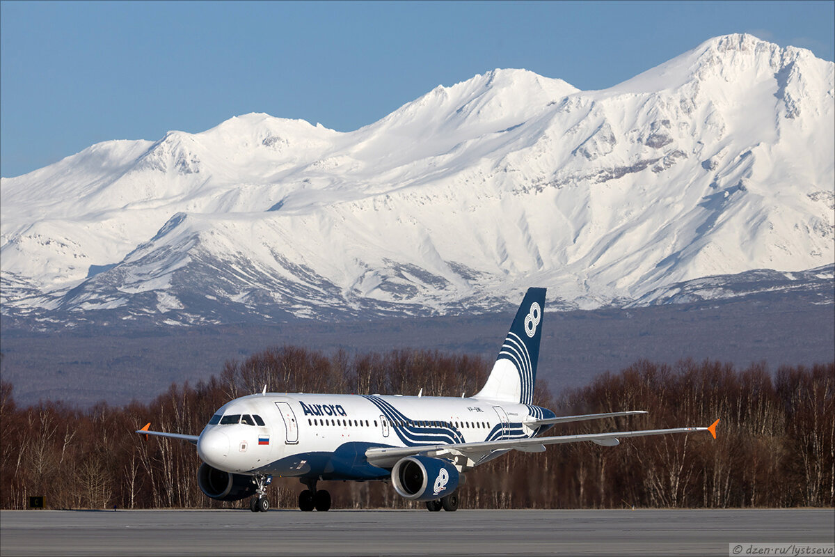 Москва петропавловск камчатский. Елизово Петропавловск-Камчатский FSX. Петропавловск-Камчатский самолет. 1977 Петропавловск-Камчатский самолет. Споттинг Елизово.