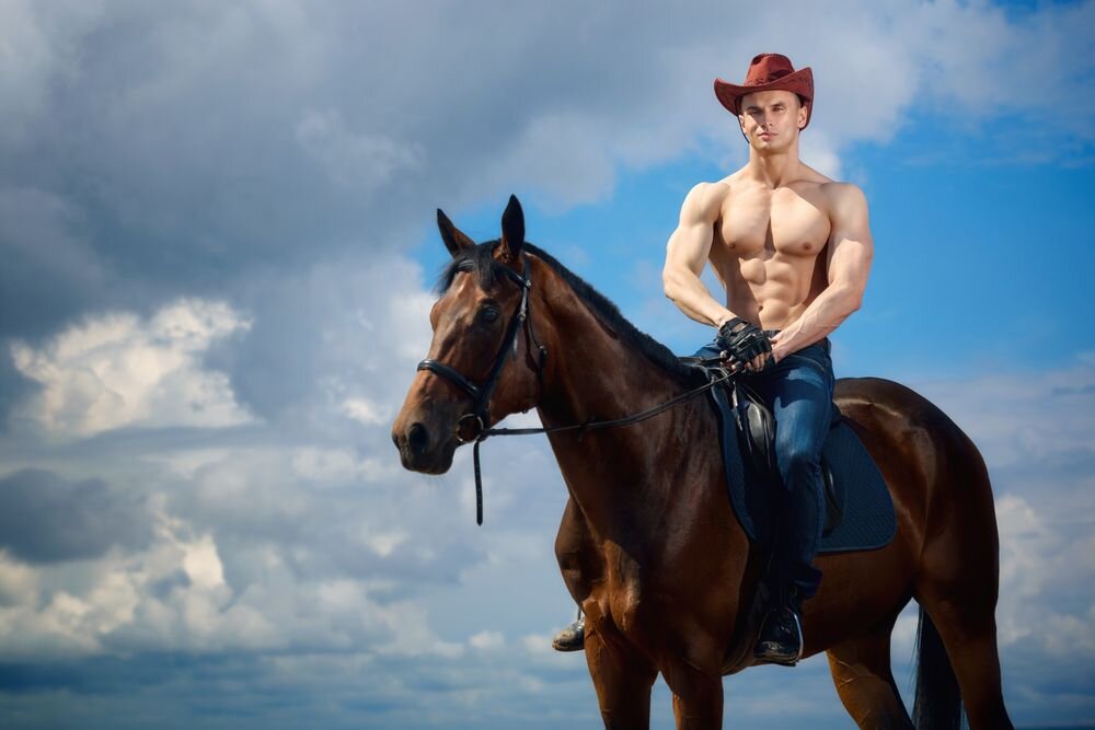 Накаченный ковбой