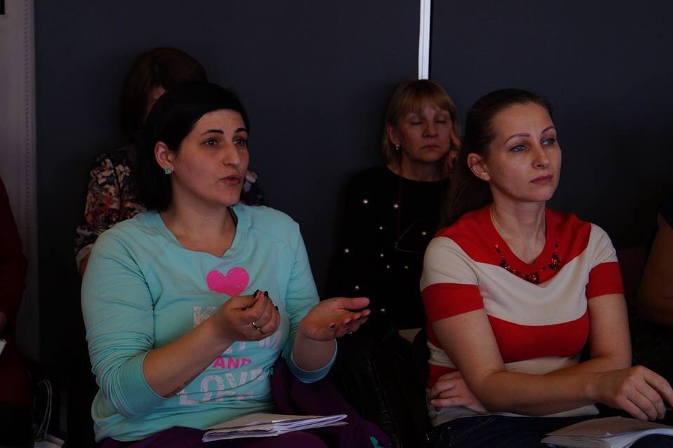 Олеся (справа) с единомышленниками