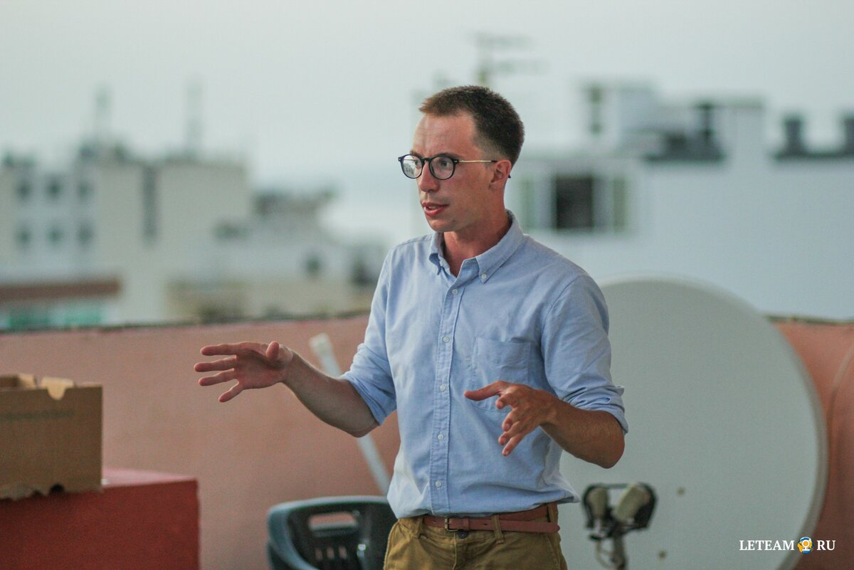 Артем Гусев, знает, куда лучше ехать учиться