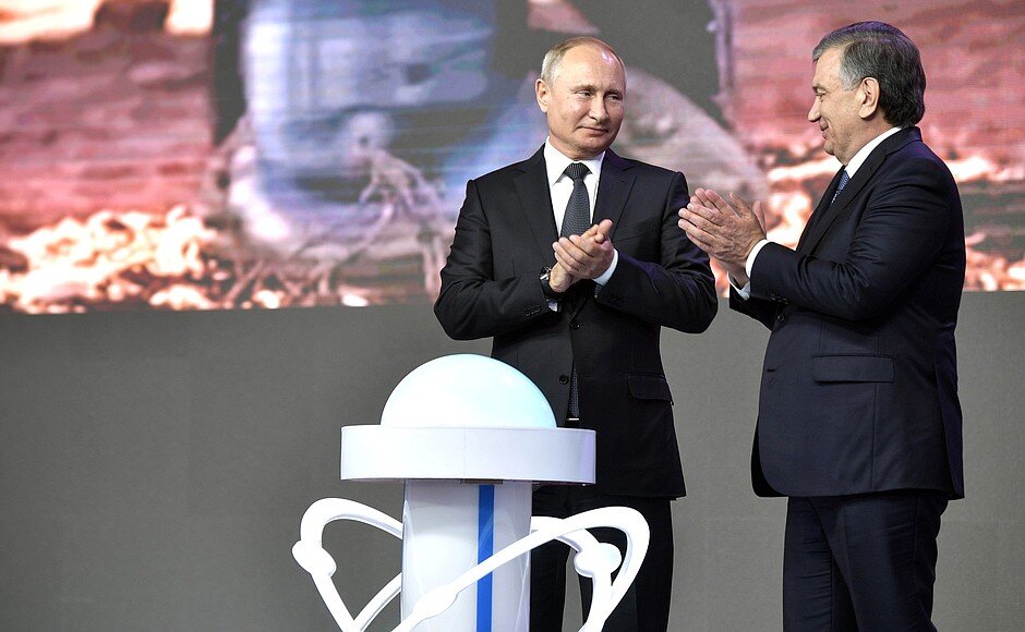 Путин и Мирзиёев нажали на символическую кнопку начала строительства АЭС в Узбекистане, 19 октября 2018 года, Ташкент Фото: с сайта kremlin.ru