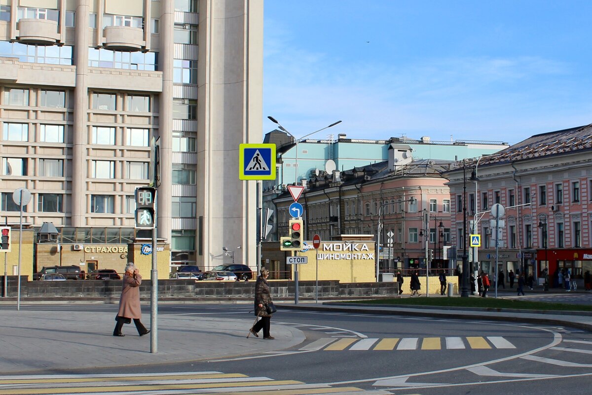 Фото тургеневской площади