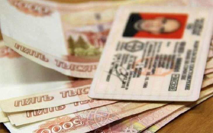 Всё дело в новой электронной системе, которая приплюсует к штрафу исполнительный сбор в размере 7%, но не менее 1000 руб