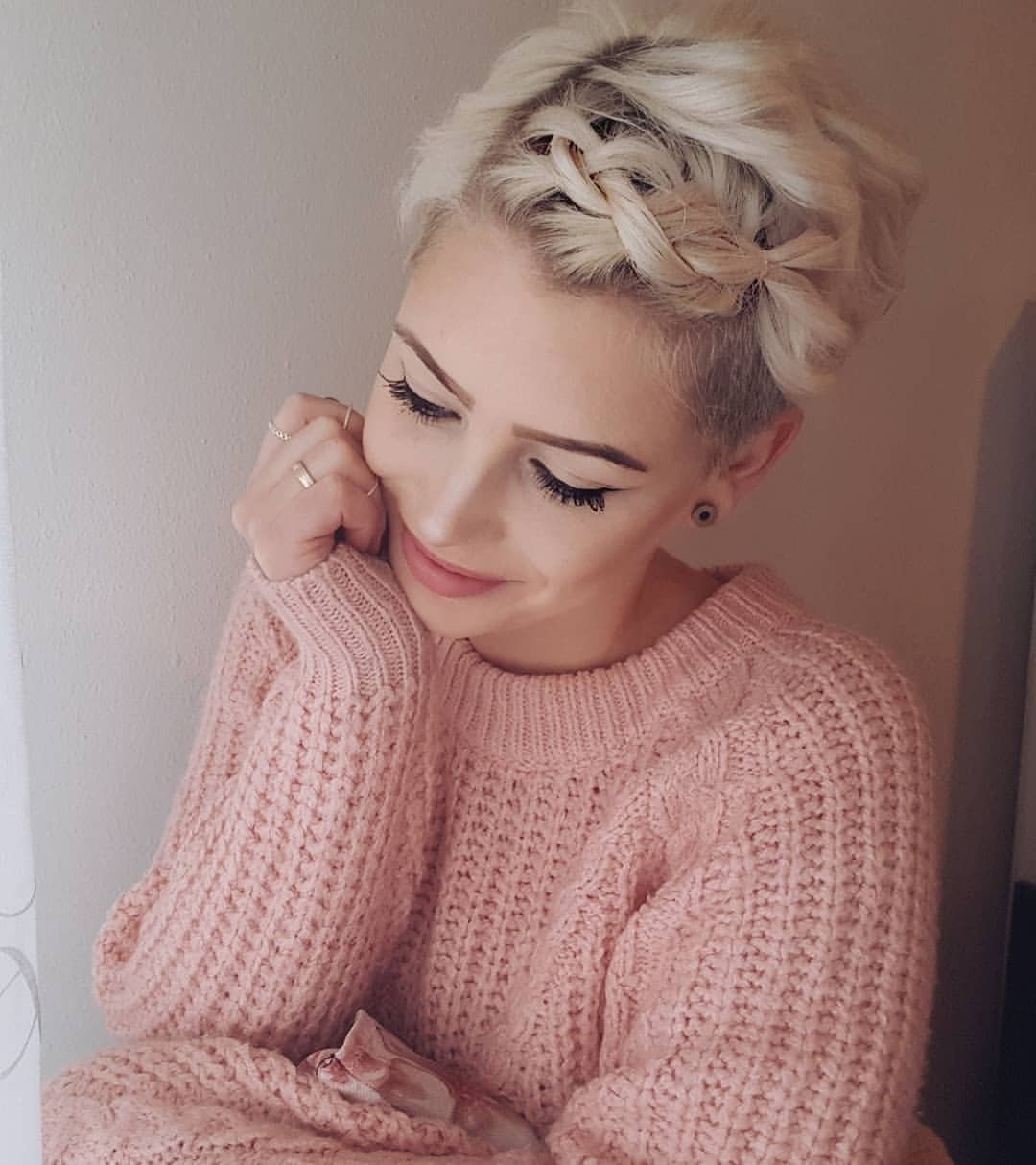 7 Instagram блогеров с лучшими идеями для коротких волос