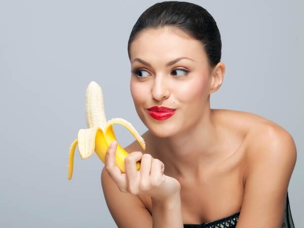 https://www.boldsky.com/img/2015/12/03-1449145835-25-banana-benefits-250712.jpg