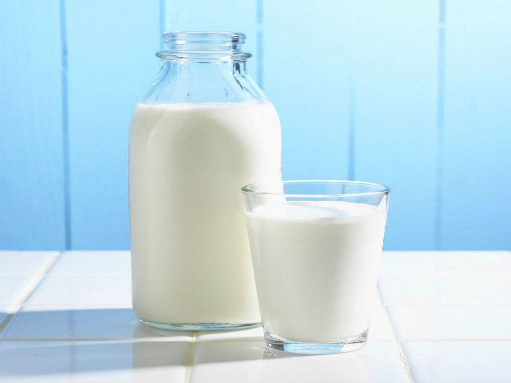 Нужно ли взрослым пить молоко? Говорят, после 30 лет его сложно усвоить