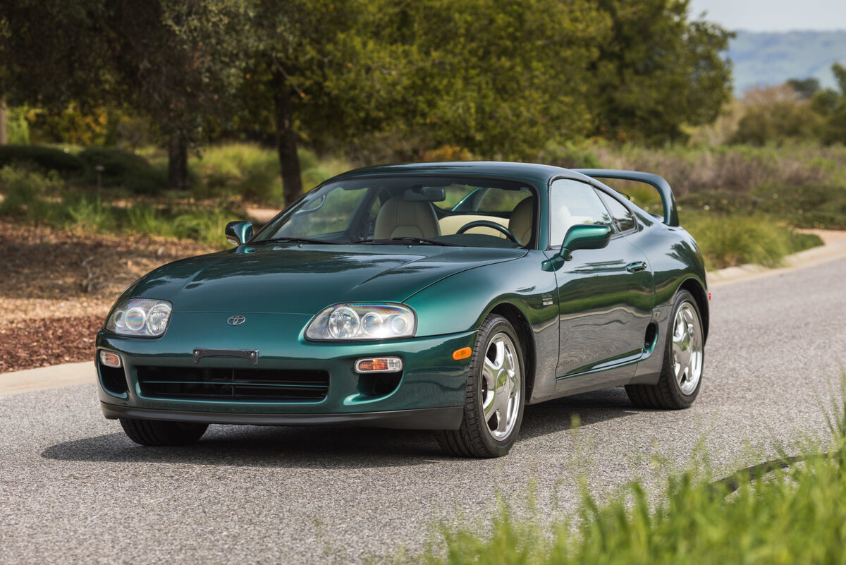 Toyota Supra a80 зеленая