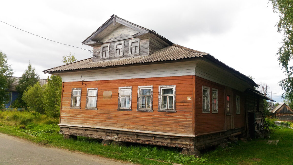 Ломоносов холмогоры москва. Холмогоры дом Ломоносова. Холмогоры усадьба Ломоносова. Холмогоры Родина Ломоносова. Дом Ломоносова в Холмогорах.