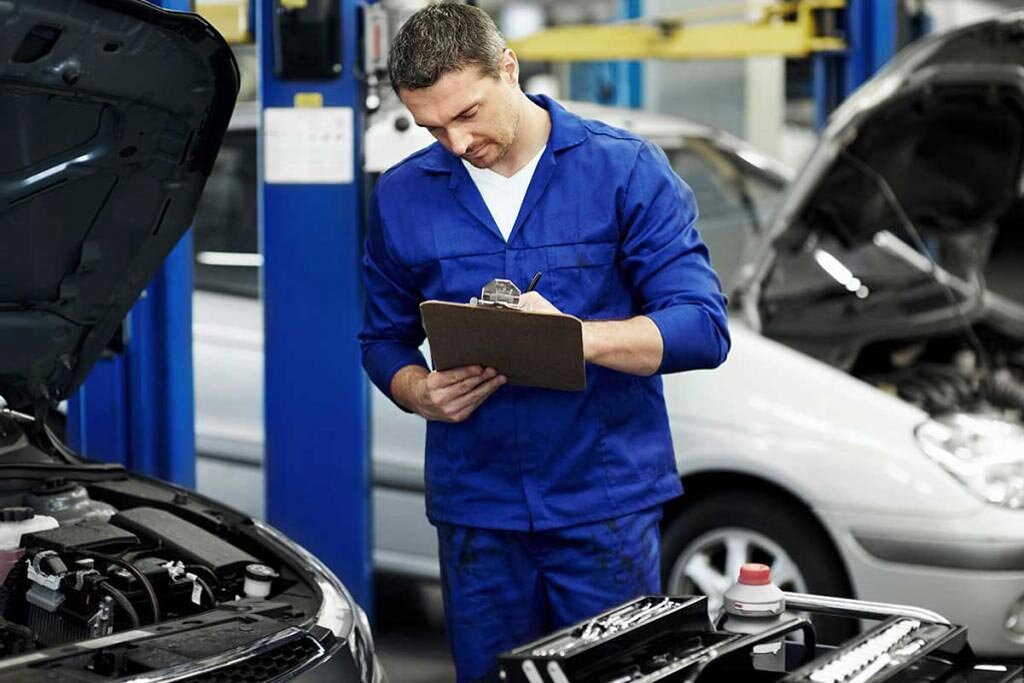 Фото: https:// allcarz.ru