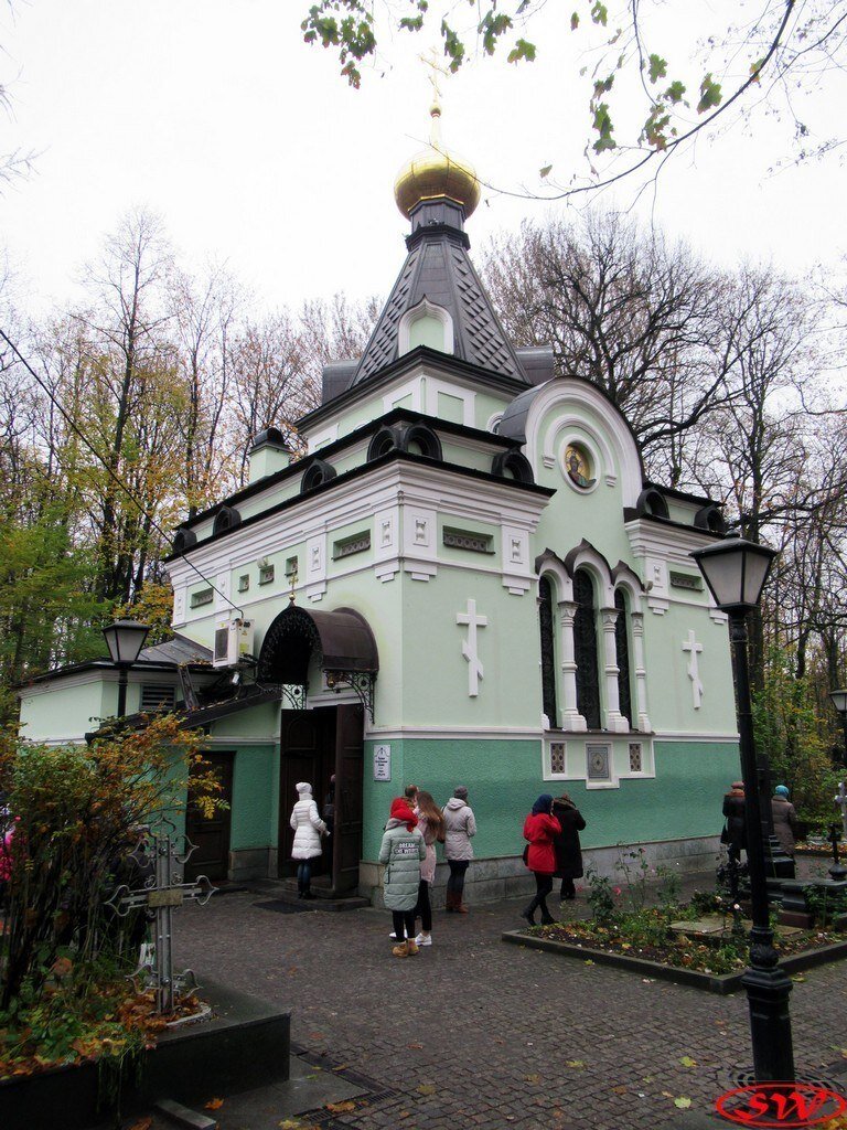 Фото часовни ксении петербуржской в санкт петербурге летом