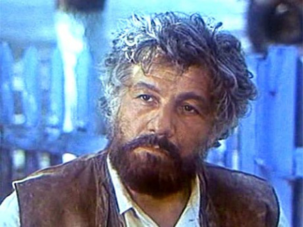 Михай Волонтир в фильме «Цыган». Кадр из фильма