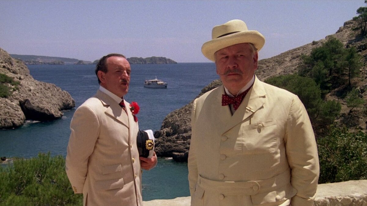 Кадр из фильма "Зло под солнцем" 1982. 