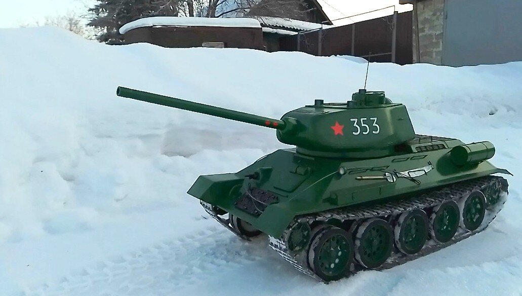 Масштаб 1:8  масса 21кг