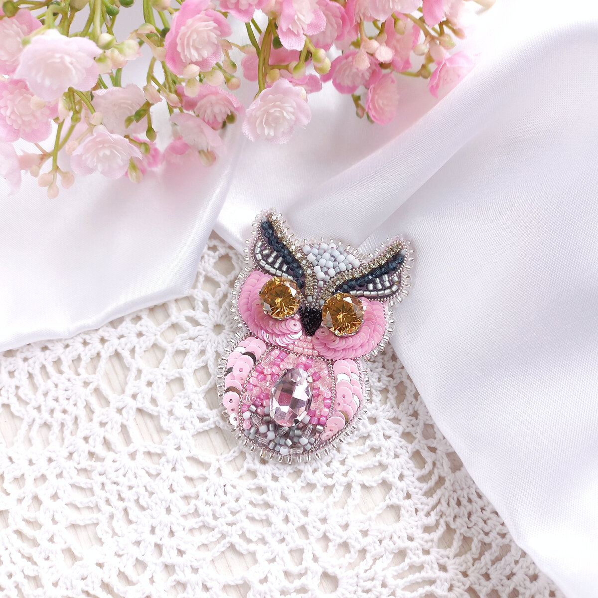 Сова с пайетками