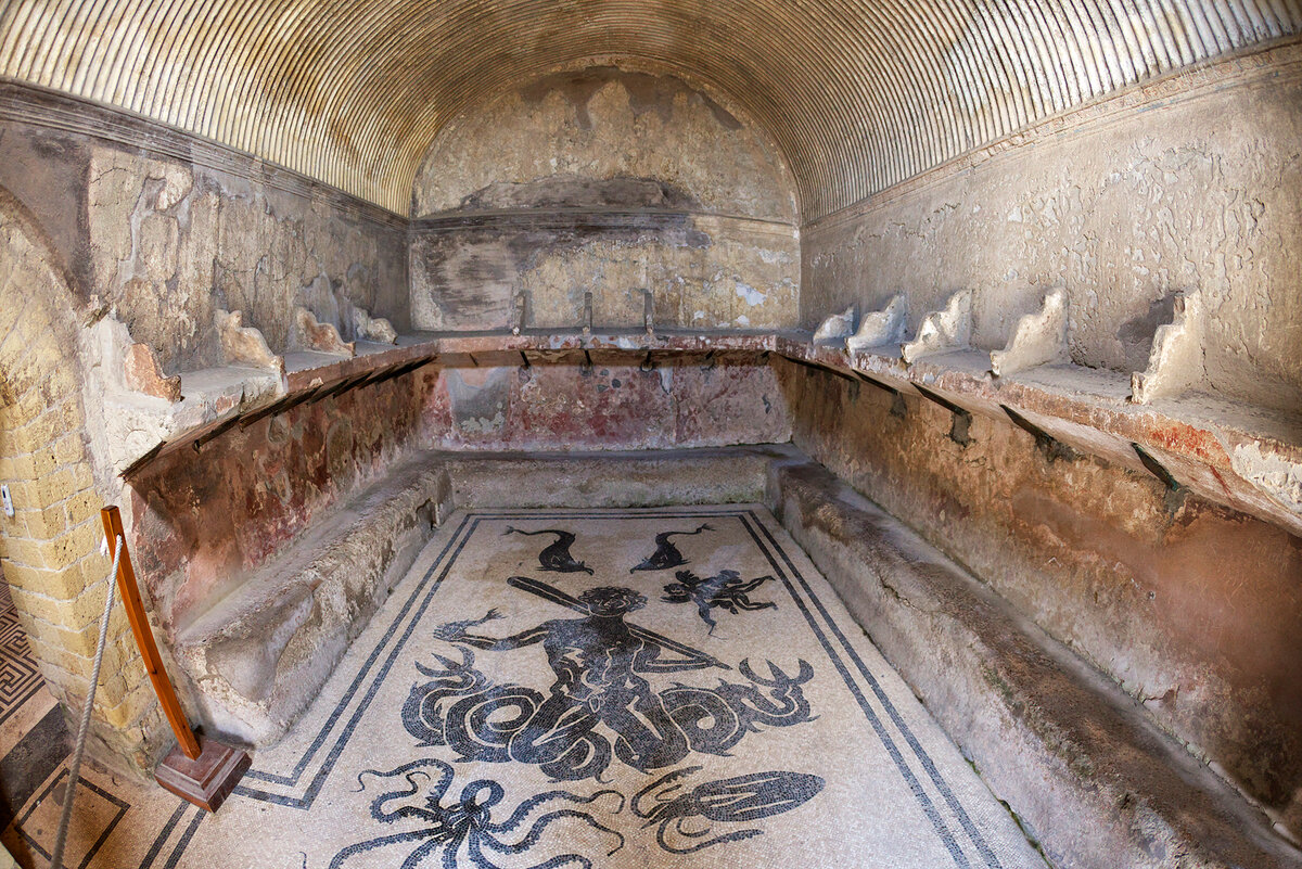 Ванная комната древнего римлянина. Бани термы в древнем Риме. Римские термы Тепидариум. Помпеи термы. Древний Рим термы бани купальни.