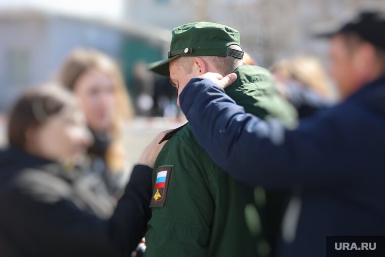    Первокурсники Тюменского медвуза рискуют попасть под призыв в армию (фото из архива)