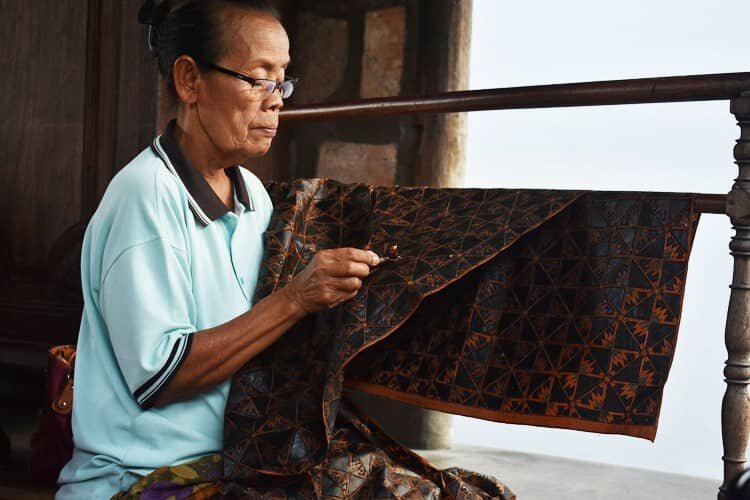 Батик широко распространен по всей Азии