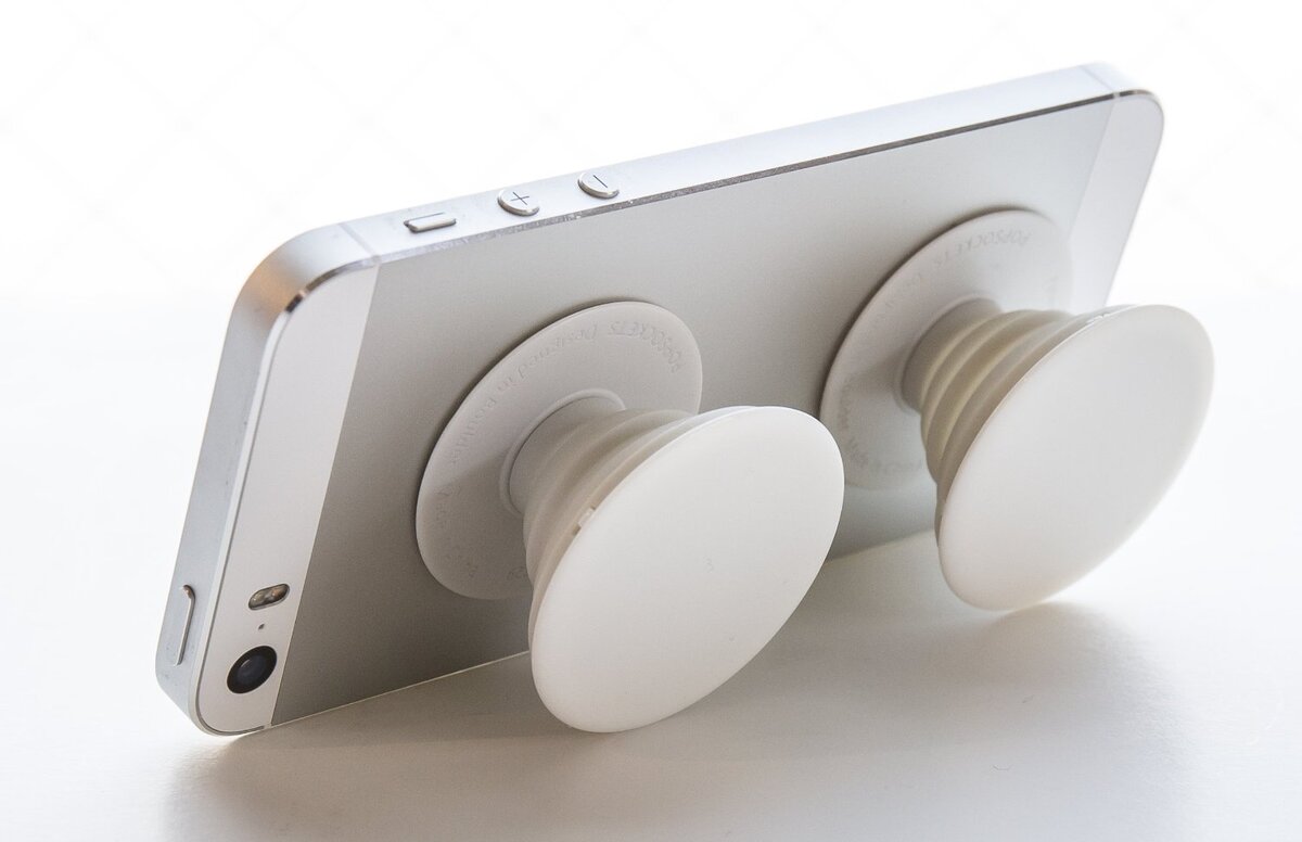 Установить телефон, чтобы он не падал