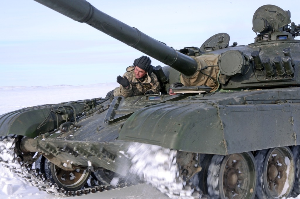Ветеран-танкист Великой Отечественной Войны протестировал Т-72. Кадры