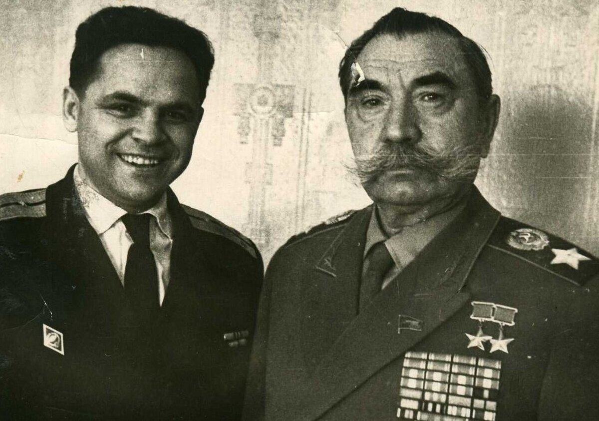 Буденный и Золототрубов