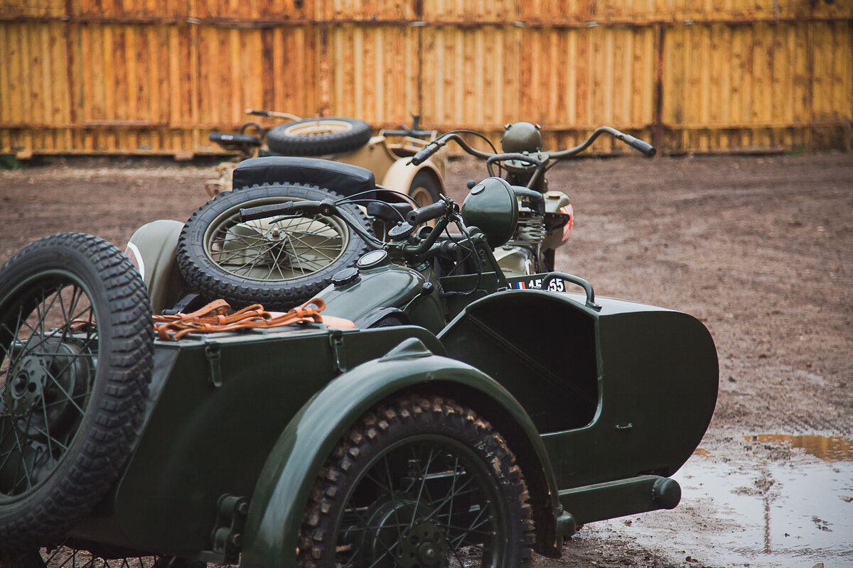 BMW r75 Sahara Camo