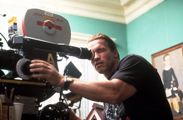 Если не считать серии "Баек из склепа", то этот фильм - единственный, где Арнольд попробовал себя в качестве режиссера.