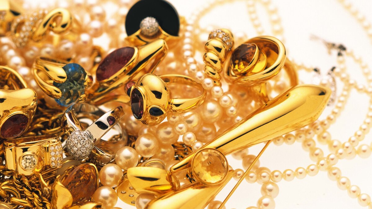 Что лучше — серебро или золото: выбираем украшения из благородных металлов для женщин и мужчин