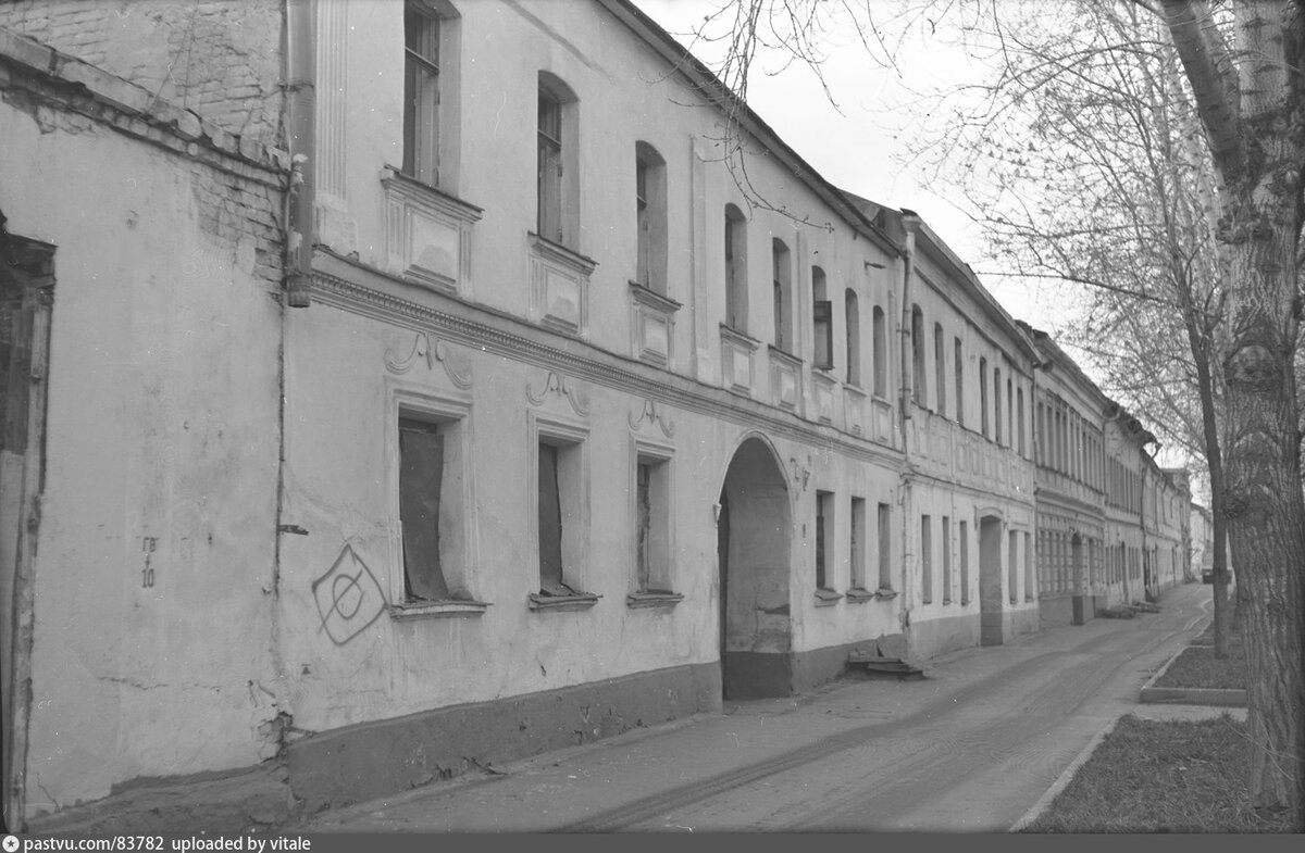 школьная улица в москве