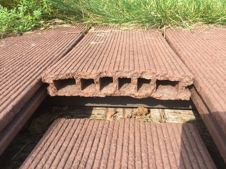 Сэкономили на УФ-стабилизаторах ¯\_(ツ)_/¯