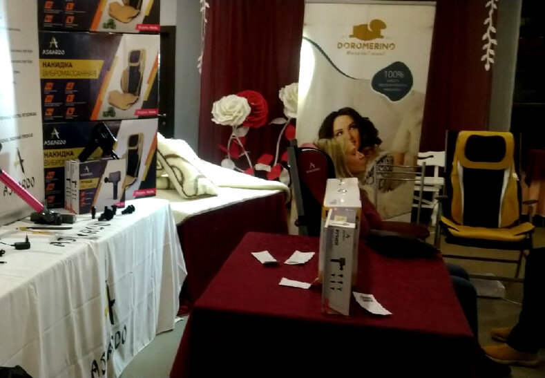 Миасс. Кафе "Гранат" презентация массажных кресел