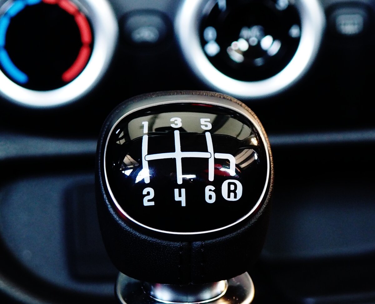 Авто на МКПП