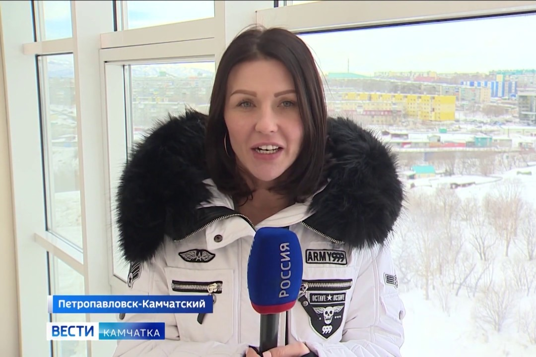 Диана камчатка. Александра новикова камчатка. Александра новикова вгтрк камчатка. Александра новикова ведущая вгтрк. Александра острикова вгтрк камчатка.