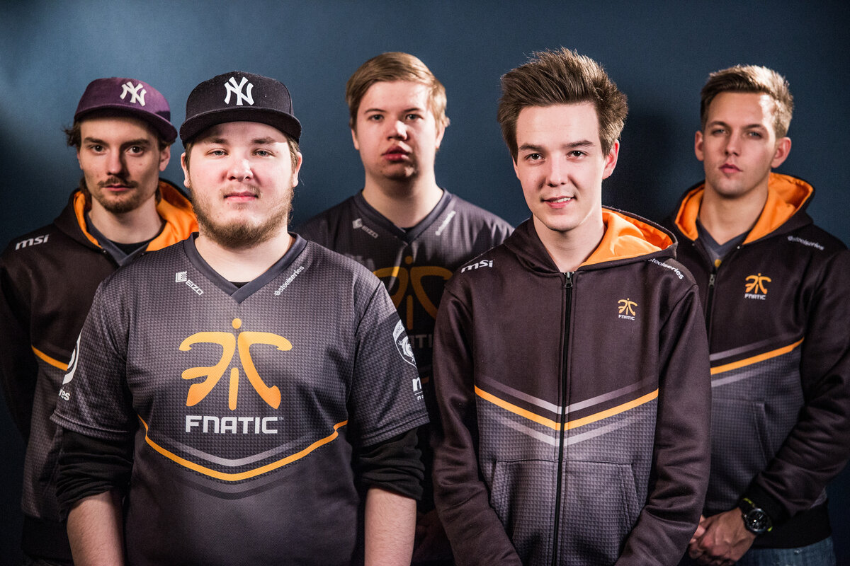 Фнатик кс. Команда фнатик. Фнатик КС команда. КС го команда Fnatic.