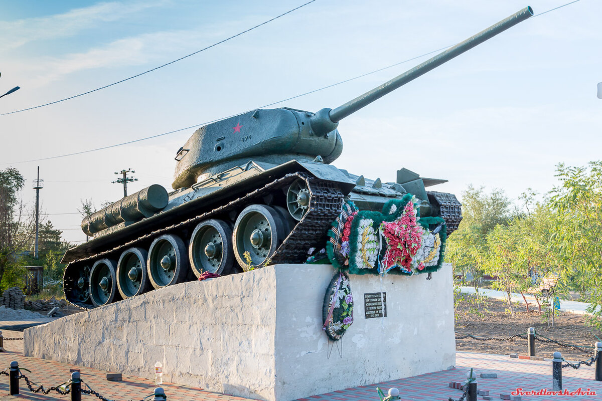 танк на комсомольской площади в челябинске