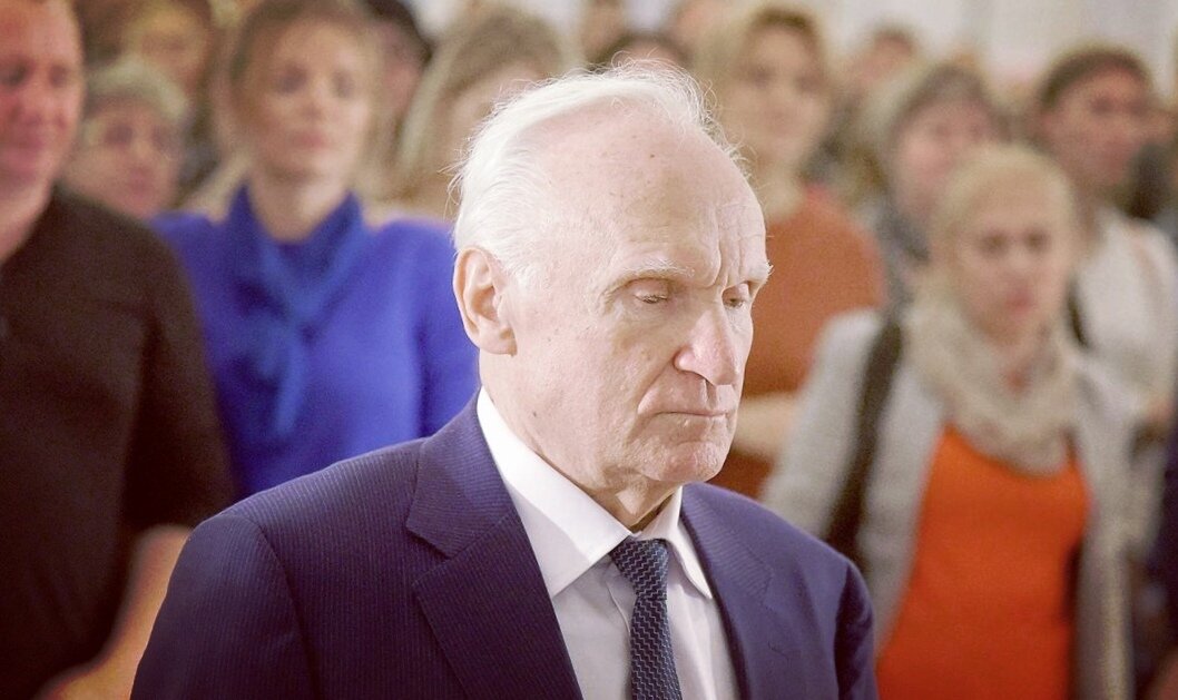 Алексей Ильич Осипов — учёный-богослов, педагог и публицист, доктор богословия, заслуженный профессор Московской духовной академии, апологет, проповедник, писатель, православный катехизатор. 