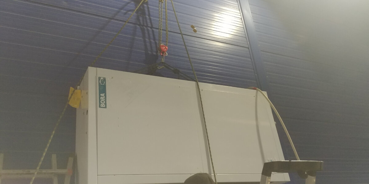 Тяжёлая итальянская машинка.