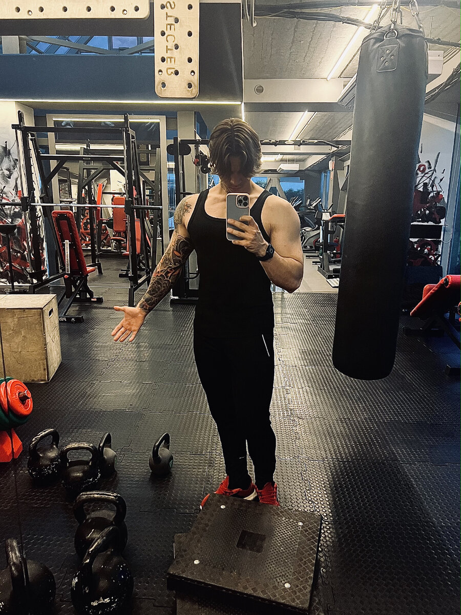 На любимой работе в любимом месте