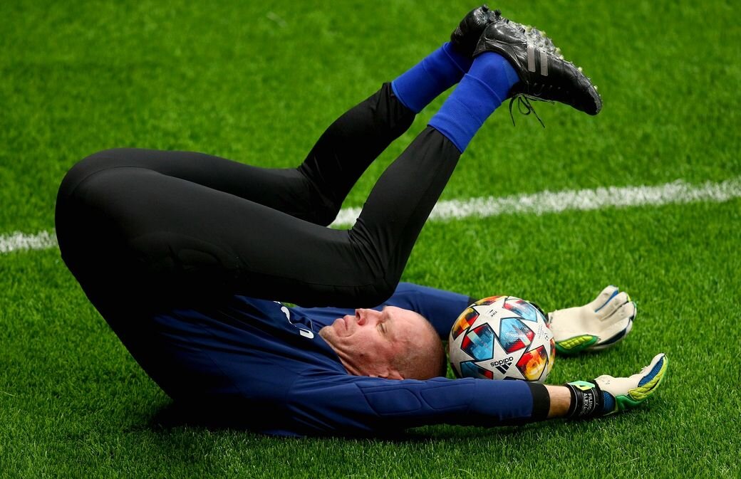 Спорт 24 прямой. Кубок легенд Погребняк. Чемпион фото сила. Чемпион фото сила женщина.