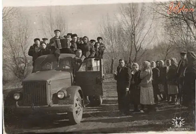 Основной пассажирский (и грузовой) транспорт 70-х годов.