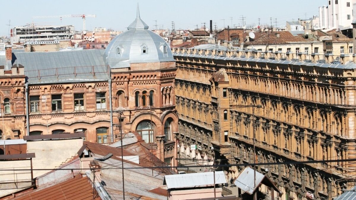 Смольный открыл смотровую площадку на Лиговском проспекте.