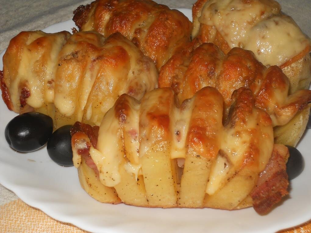Картошка-гармошка в духовке - 7 рецептов с пошаговыми фото